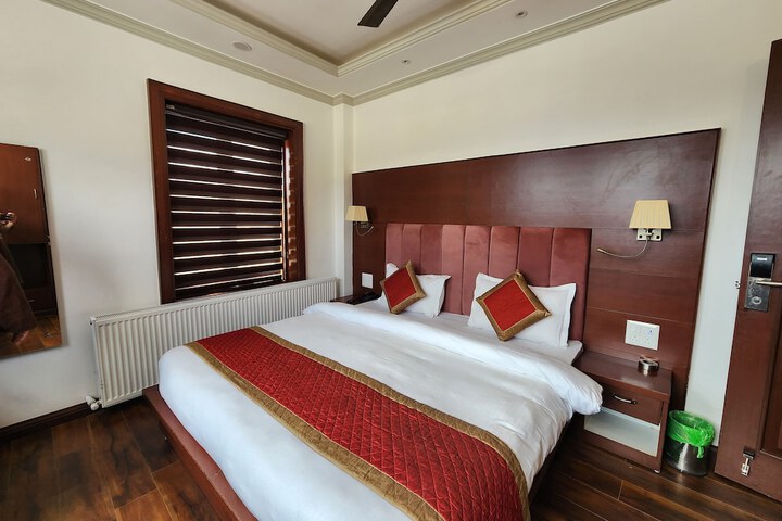 Room 14 of 45