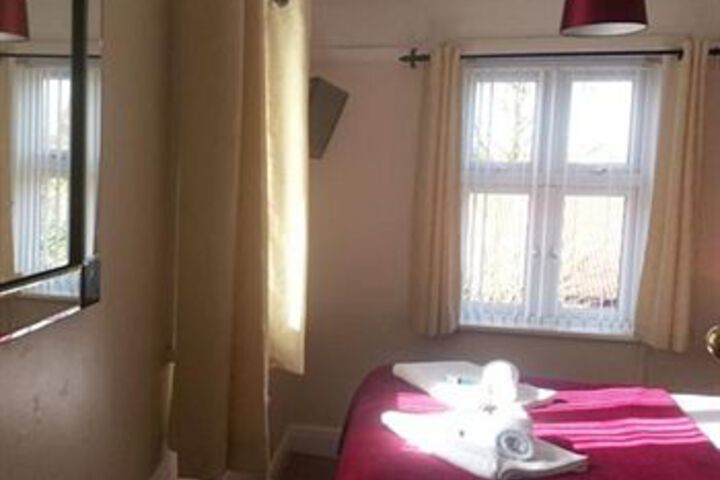 Room 13 of 21