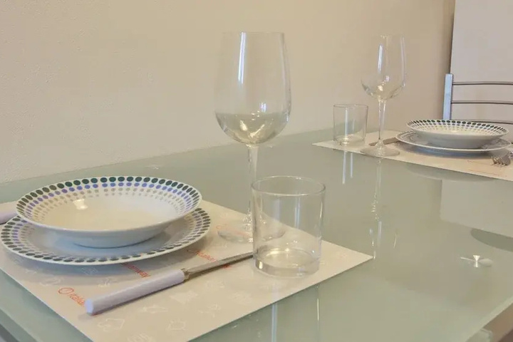 Dining 11 of 16