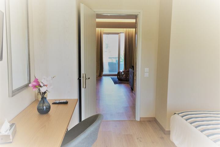 Room 33 of 125