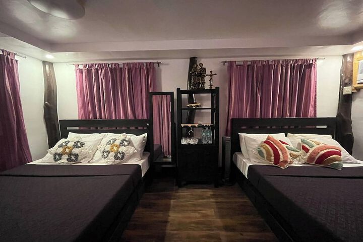 Room 17 of 31