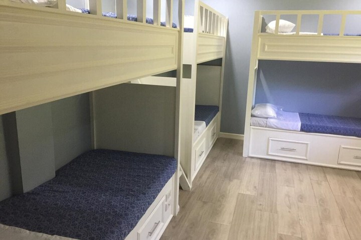 Room 14 of 41