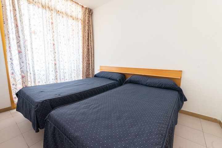 Room 7 of 18