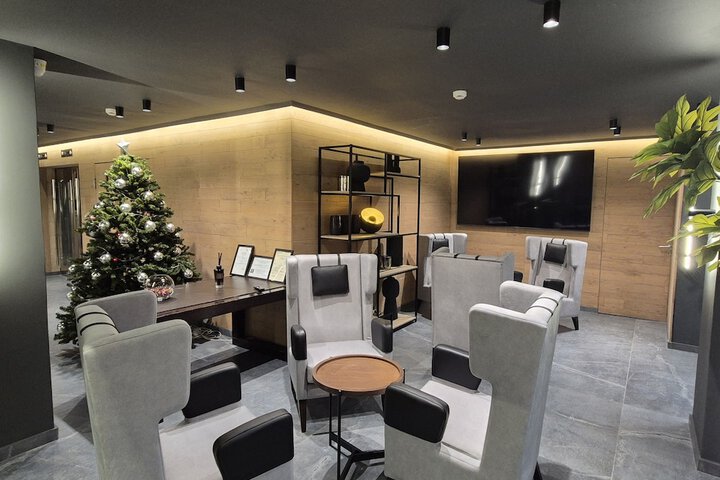 Lobby Entry