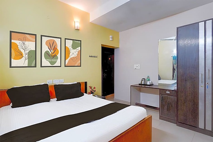 Super Hotel O Ramapuram Near SRM University