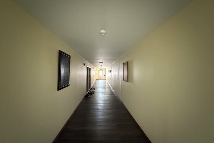 Ballroom/Hall 14 of 20