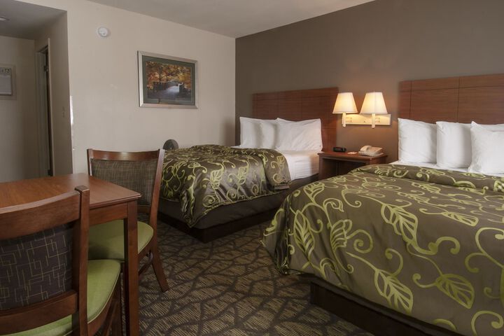 2 Double Beds (1 of 11)