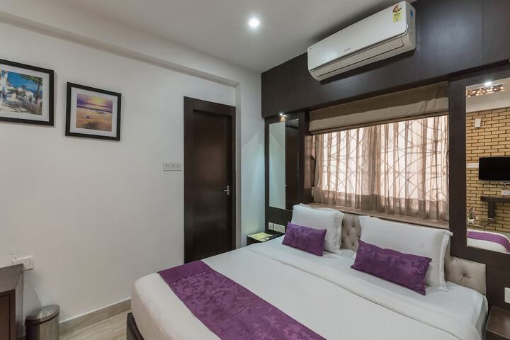 Room 28 of 44