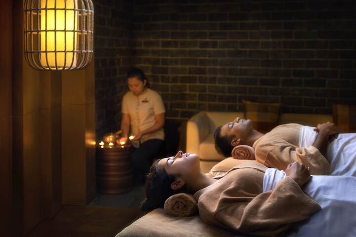 Spa 38 of 86