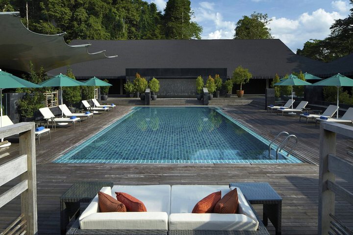 Pool Hotel
