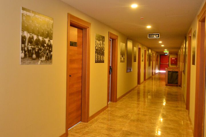 Ballroom/Hall 45 of 58