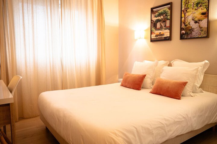 Room 17 of 50
