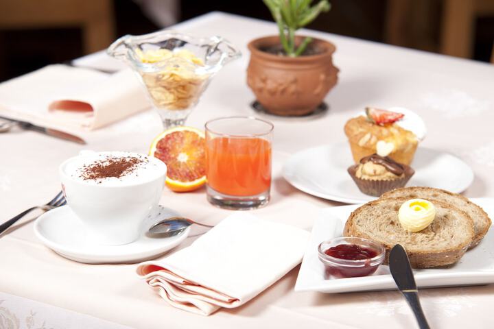 Breakfast/Coffee Service 39 of 54