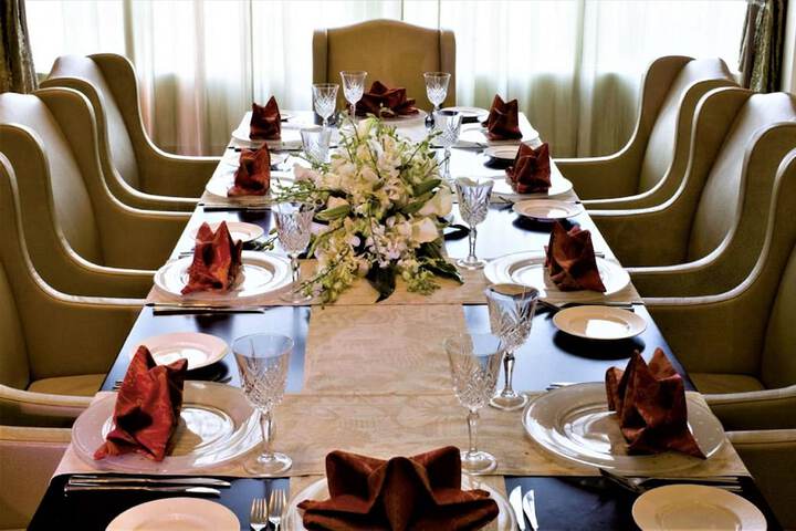 Dining 79 of 136