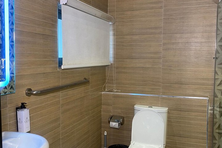 Room 19 of 41