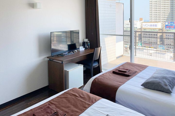 Room 41 of 79