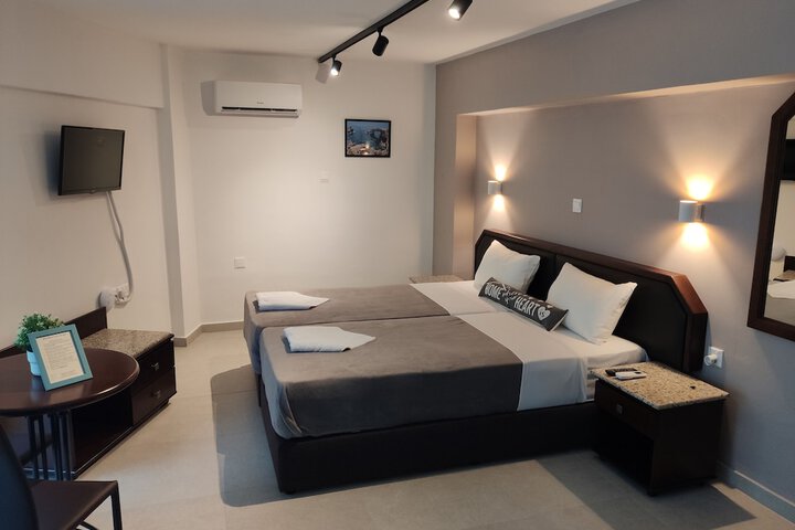Room 15 of 84