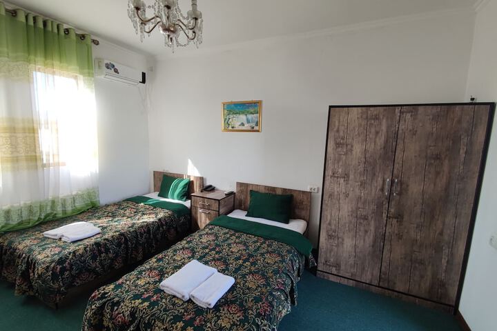 Room 30 of 70