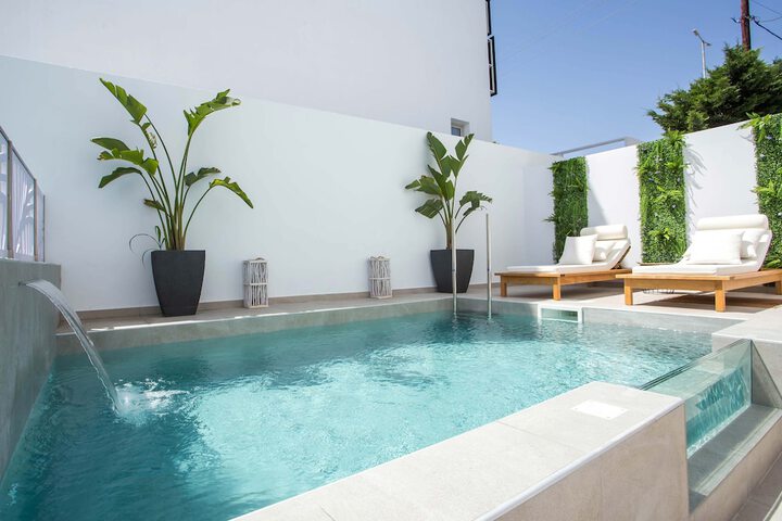 Pool 57 of 86