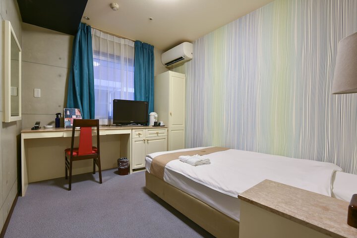 Room 19 of 67
