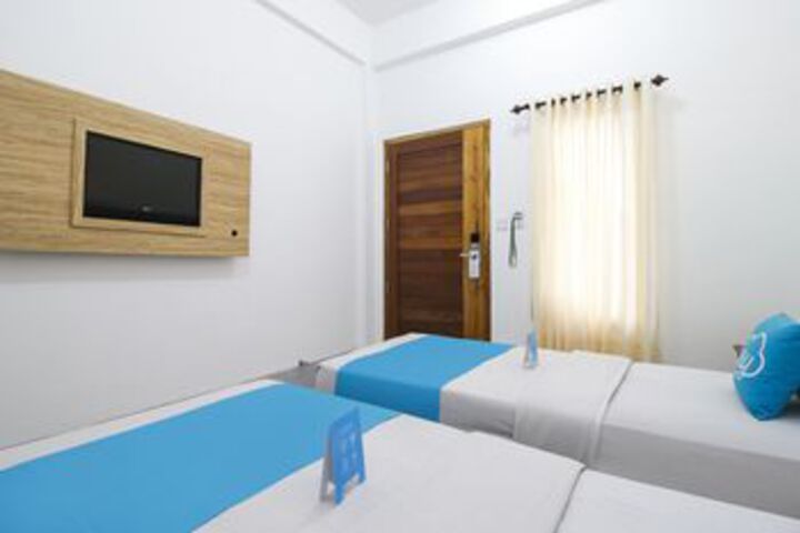 Room 9 of 23