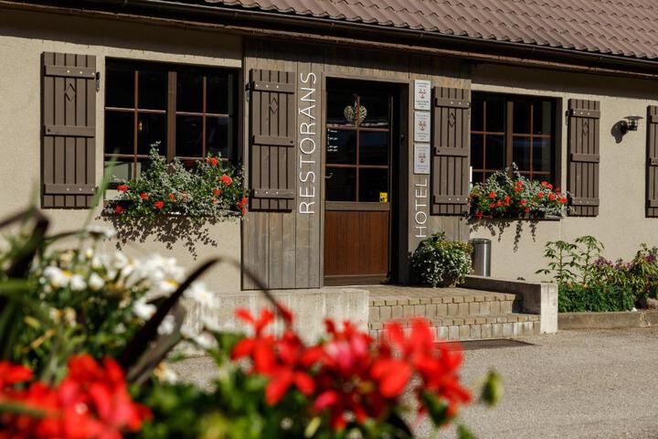 Exterior of Pļavas