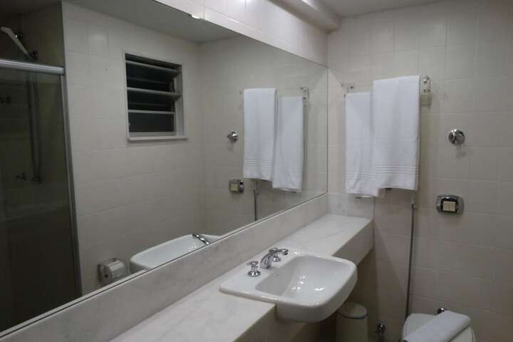 Room 28 of 42