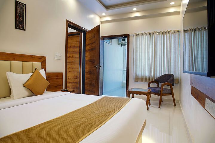 Room 7 of 22