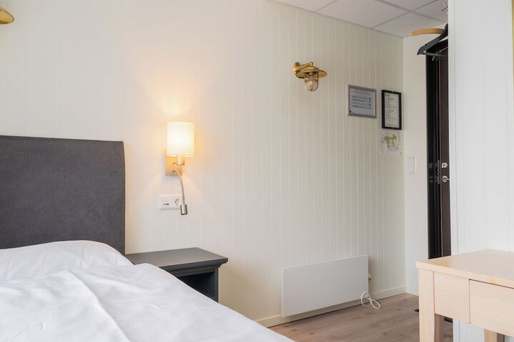 Room 60 of 262