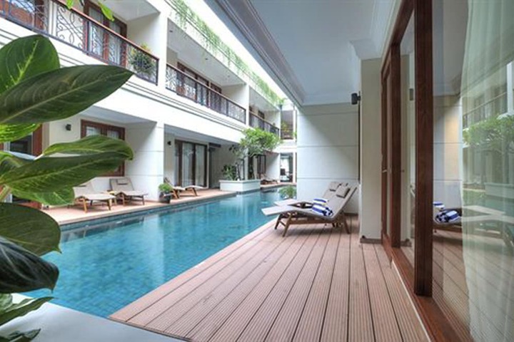 Pool Photo