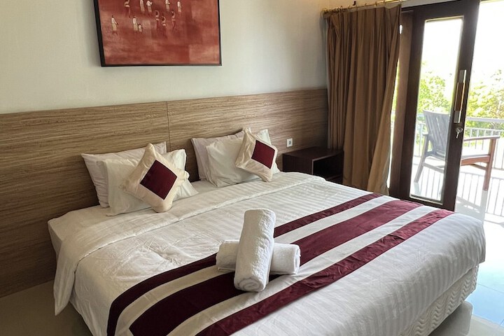 Room 26 of 123