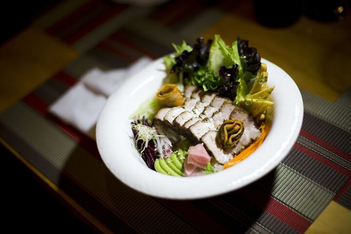 Dining 33 of 58