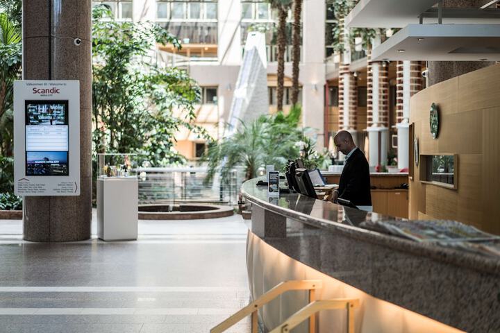 Hotel Lobby