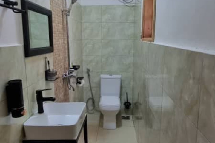 Room 7 of 15
