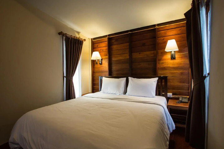 Hotel Suite Photo