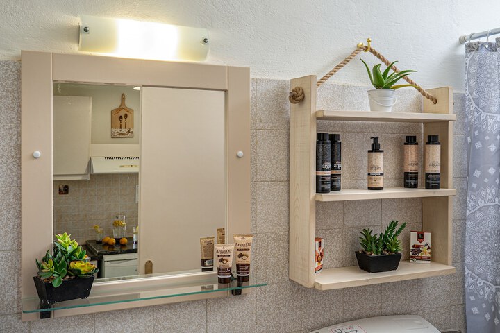 Clean Restrooms