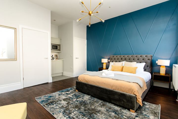 Room 4 of 58