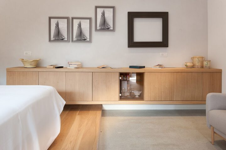 Room 12 of 134