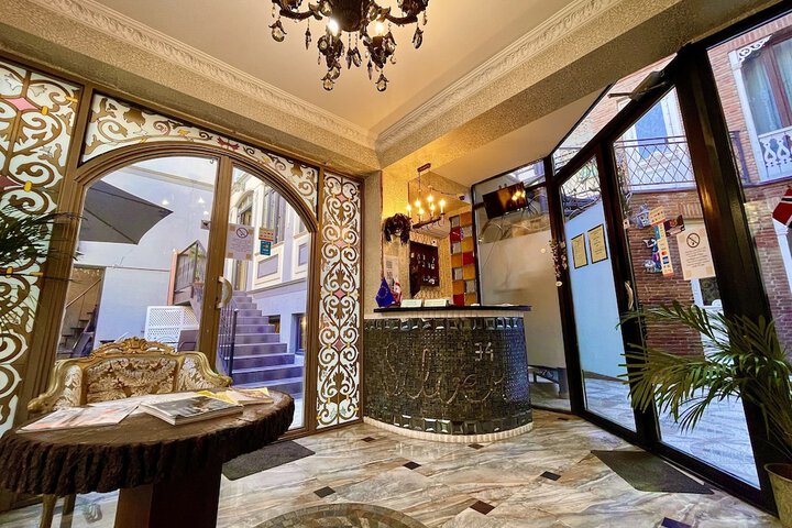 Silver 34 Boutique Hotel