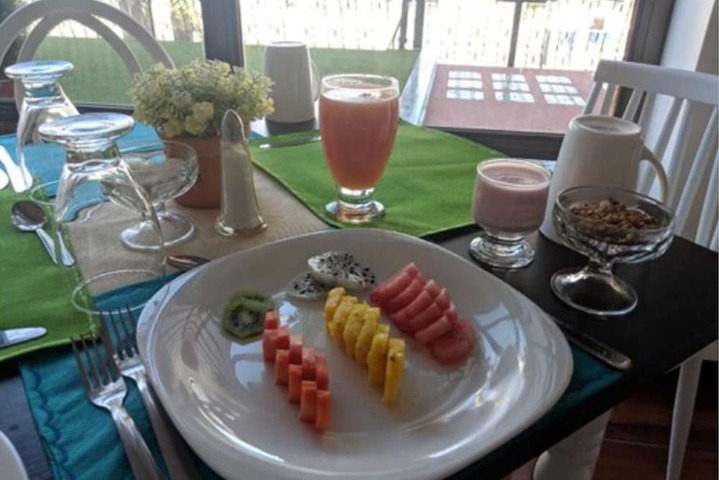 Breakfast/Coffee Service 29 of 38