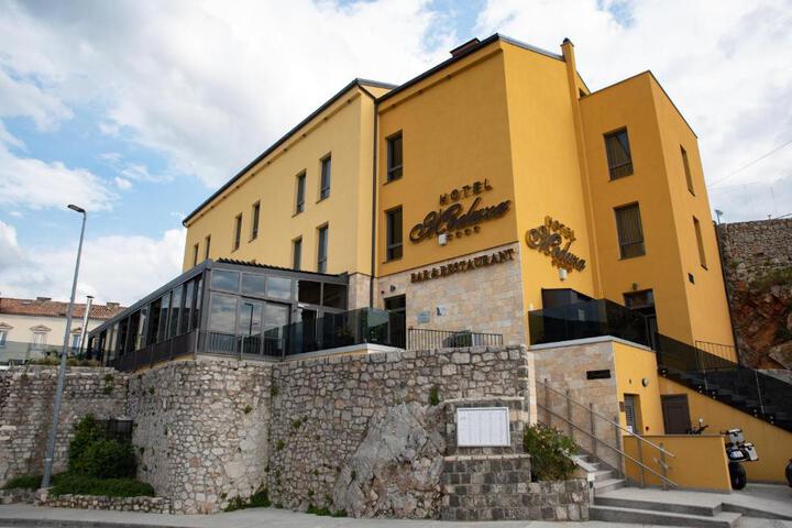 Exterior of Hotel Meduza