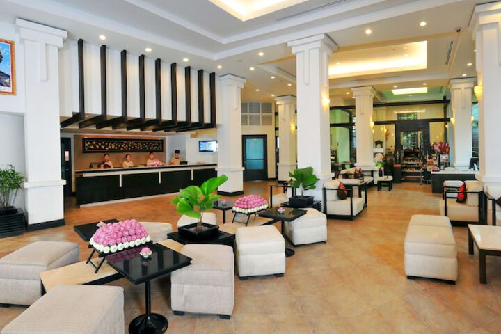 Lobby Entry