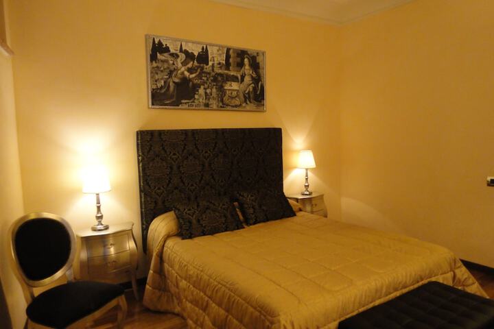 Room 27 of 95