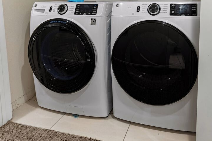 Laundry 10 of 26
