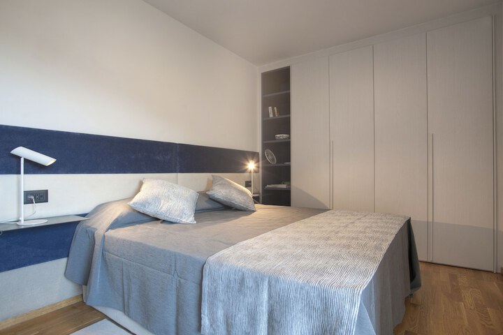 Room 16 of 47