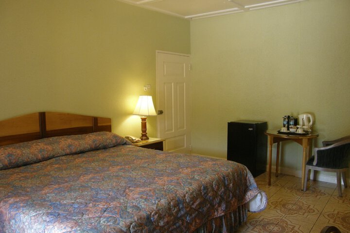 Room 28 of 95