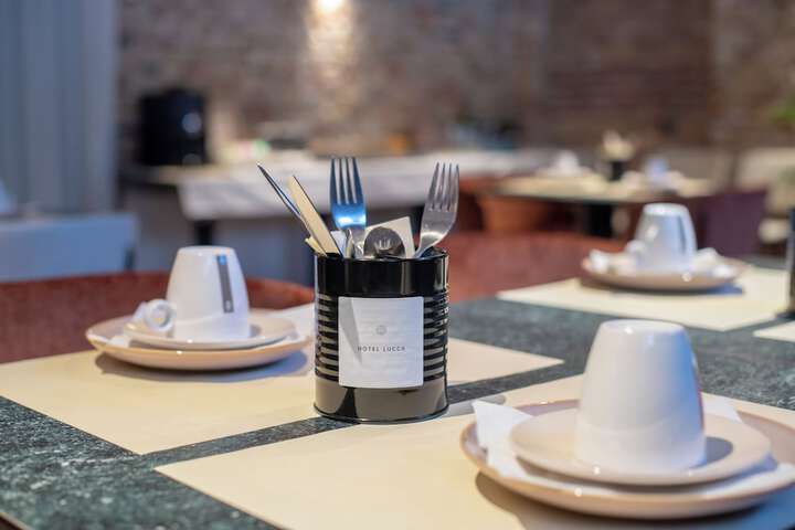 Breakfast/Coffee Service 110 of 148