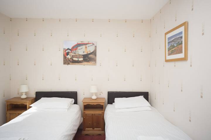 Room 7 of 23