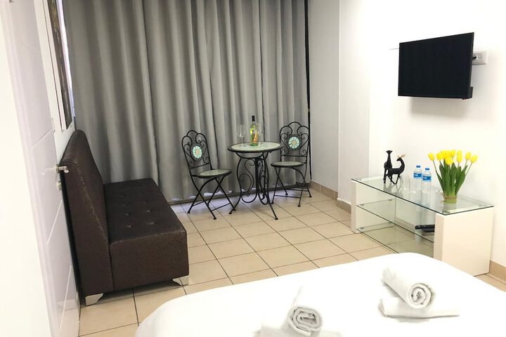 Room 84 of 140