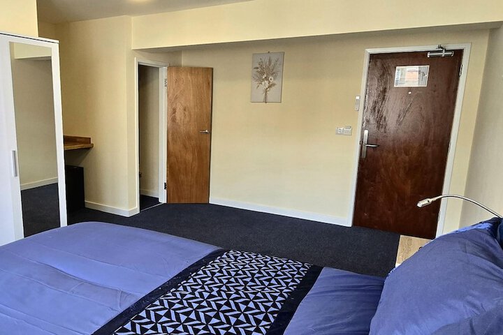 Room 19 of 69